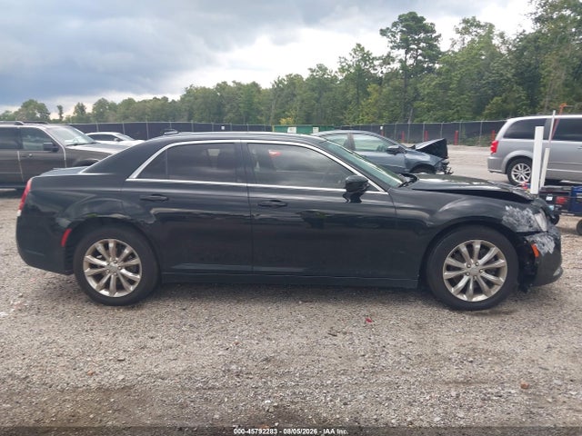 45792283 :رقم المزاد ، 2C3CCARG0GH270298 vin ، 2016 Chrysler 300 Anniversary Edition مزاد بيع