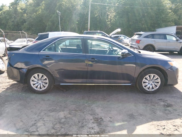 2014 Toyota Camry Le მანქანა იყიდება აუქციონზე, vin: 4T4BF1FK2ER383205, აუქციონის ნომერი: 45792299