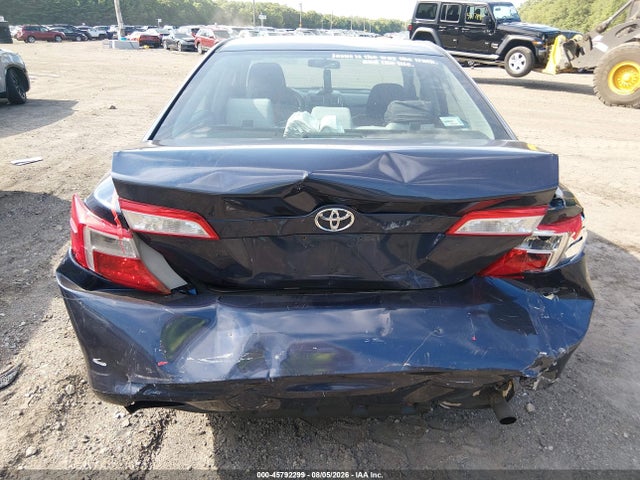2014 Toyota Camry Le მანქანა იყიდება აუქციონზე, vin: 4T4BF1FK2ER383205, აუქციონის ნომერი: 45792299