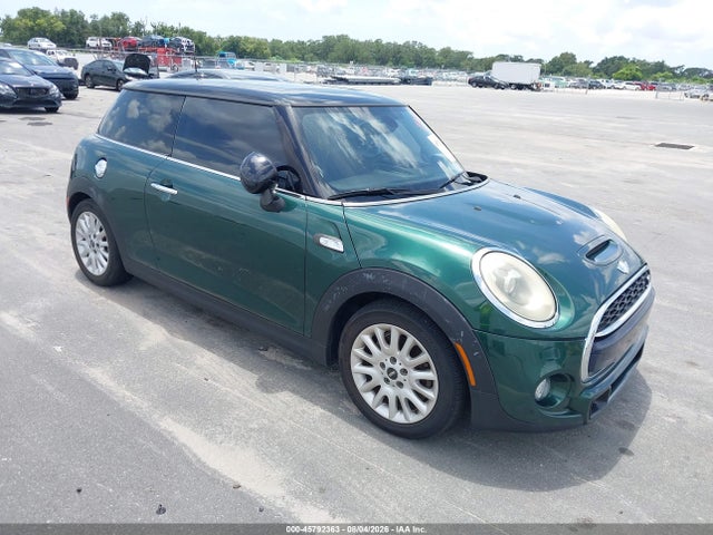 Продажа на аукционе авто 2015 Mini Hardtop Cooper S, vin: WMWXP7C54F2A38693, номер лота: 45792363