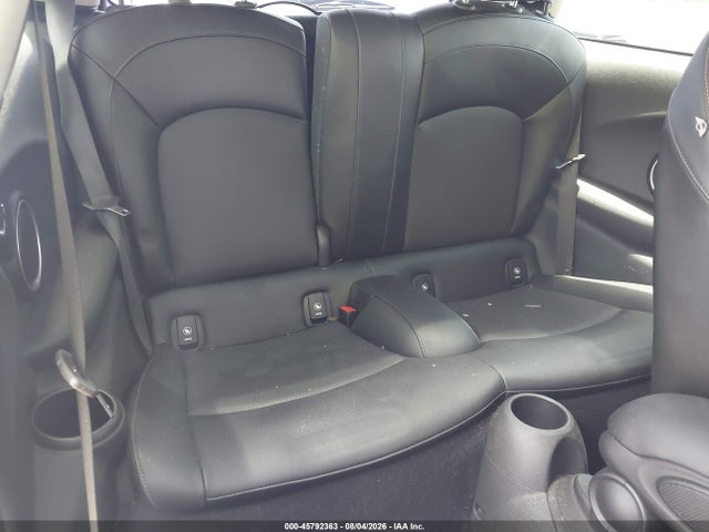 Продажа на аукционе авто 2015 Mini Hardtop Cooper S, vin: WMWXP7C54F2A38693, номер лота: 45792363