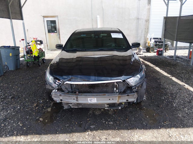 45792405 :رقم المزاد ، 1FAHP2KT4DG118184 vin ، 2013 Ford Taurus Sho مزاد بيع