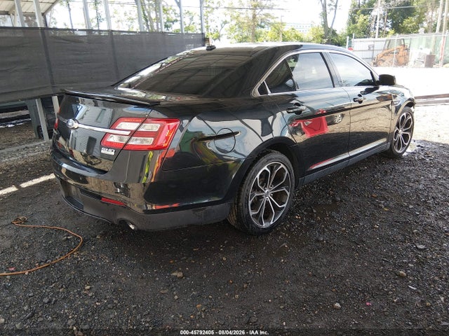 45792405 :رقم المزاد ، 1FAHP2KT4DG118184 vin ، 2013 Ford Taurus Sho مزاد بيع