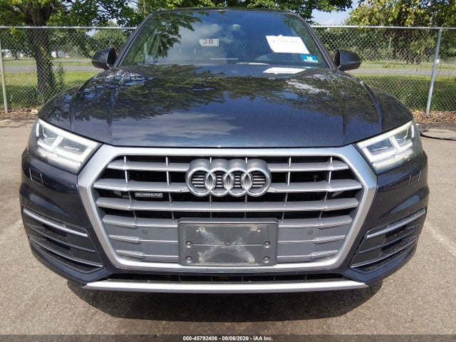 45792406 :رقم المزاد ، WA1BNAFY9J2187574 vin ، 2018 Audi Q5 2.0t Premium/2.0t Tech Premium مزاد بيع