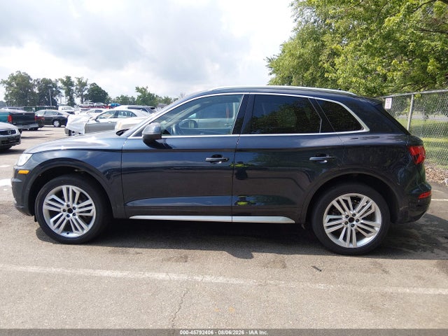 45792406 :رقم المزاد ، WA1BNAFY9J2187574 vin ، 2018 Audi Q5 2.0t Premium/2.0t Tech Premium مزاد بيع