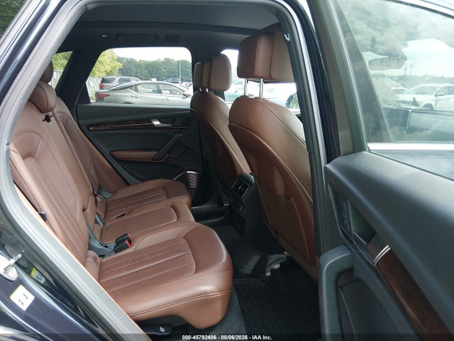 45792406 :رقم المزاد ، WA1BNAFY9J2187574 vin ، 2018 Audi Q5 2.0t Premium/2.0t Tech Premium مزاد بيع