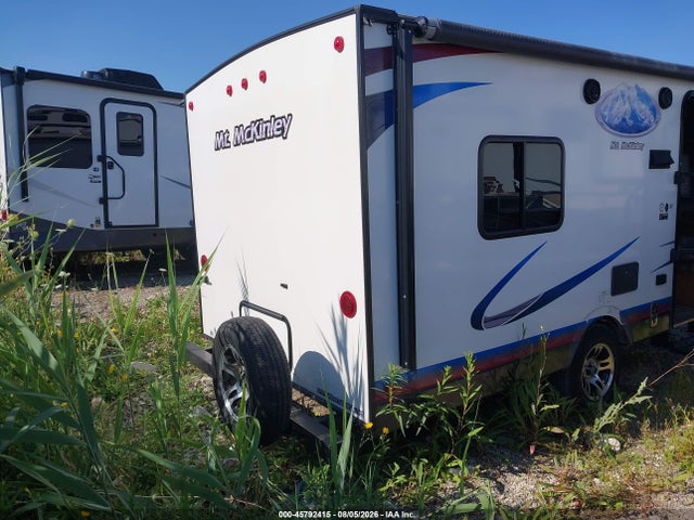 Riverside Travel Trailer 2018 59CCC1814JL006096 Image 4