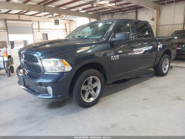 45792426 :رقم المزاد ، 3C6RR7KGXJG203515 vin ، 2018 Ram 1500 Express  4x4 5'7 Box مزاد بيع