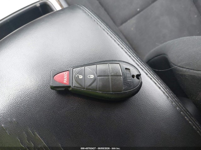 Продаж на аукціоні авто 2011 Jeep Grand Cherokee Laredo, vin: 1J4RR4GG6BC596735, номер лоту: 45792427