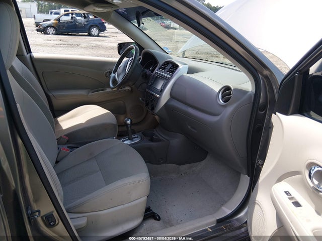3N1CN7AP0GL854604 Nissan Versa 1.6 Sl