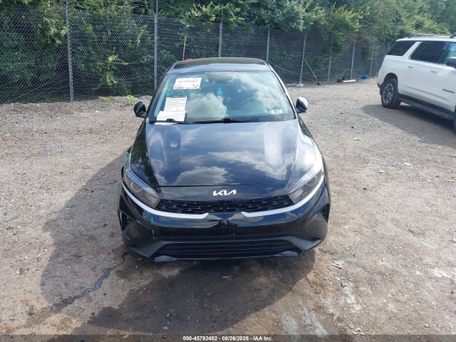 2023 Kia Forte Lxs მანქანა იყიდება აუქციონზე, vin: 3KPF24AD3PE561713, აუქციონის ნომერი: 45792482