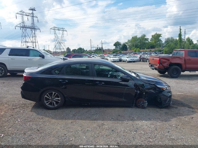 2023 Kia Forte Lxs მანქანა იყიდება აუქციონზე, vin: 3KPF24AD3PE561713, აუქციონის ნომერი: 45792482