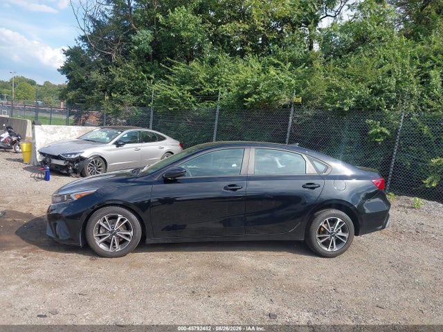 2023 Kia Forte Lxs მანქანა იყიდება აუქციონზე, vin: 3KPF24AD3PE561713, აუქციონის ნომერი: 45792482
