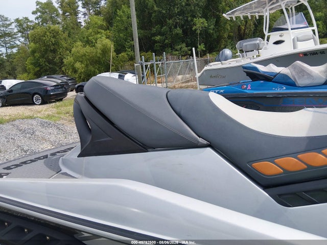 Продаж на аукціоні авто 2009 Seadoo Rxt-255, vin: YDV07454D909, номер лоту: 45792500