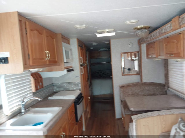 Продажа на аукционе авто 2002 Workhorse Custom Chassis Motorhome Chassis P3500, vin: 5B4LP57G423344544, номер лота: 45792502