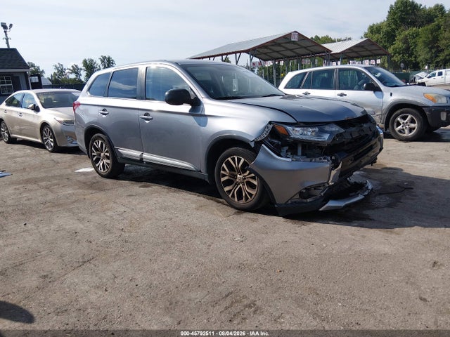 Aukcja sprzedaży 2018 Mitsubishi Outlander Es, vin: JA4AD2A3XJZ063000, numer aukcji: 45792511