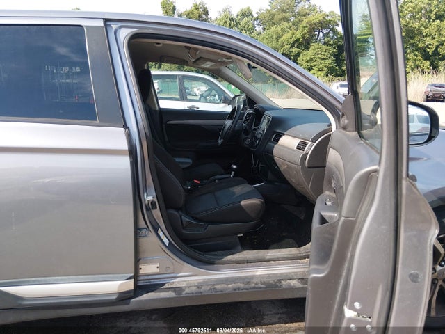 Aukcja sprzedaży 2018 Mitsubishi Outlander Es, vin: JA4AD2A3XJZ063000, numer aukcji: 45792511