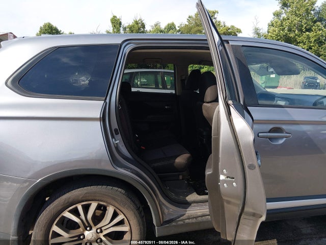 Aukcja sprzedaży 2018 Mitsubishi Outlander Es, vin: JA4AD2A3XJZ063000, numer aukcji: 45792511