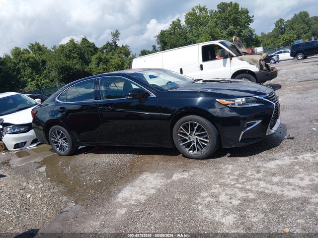 Auction sale of the 2016 Lexus Es 350, vin: JTHBK1GG0G2231683, lot number: 45792525