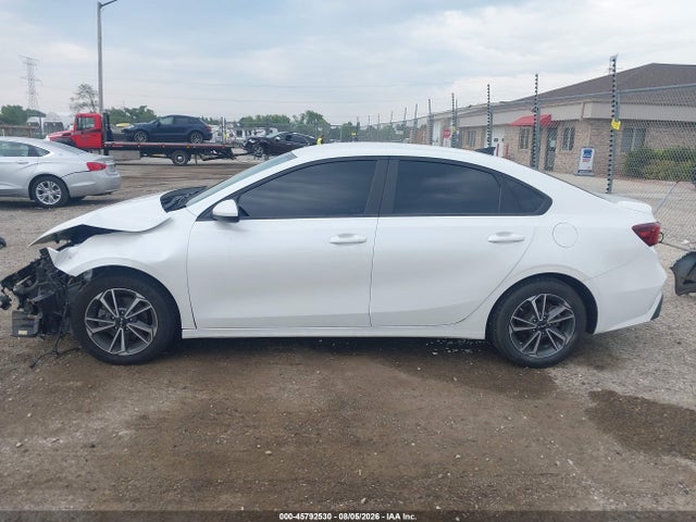 Aukcja sprzedaży 2023 Kia Forte Lxs, vin: 3KPF24AD8PE649415, numer aukcji: 45792530