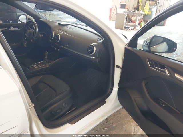 45792544 :رقم المزاد ، WAUEFGFFXF1109588 vin ، 2015 Audi A3 2.0t Premium مزاد بيع