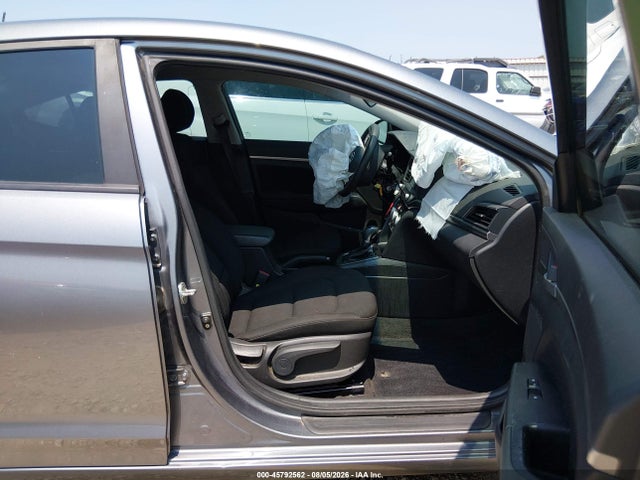 KMHD84LF1KU825019 Hyundai ELANTRA SEL