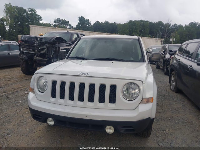 45792579 :رقم المزاد ، 1C4NJPBB9GD774390 vin ، 2016 Jeep Patriot Sport مزاد بيع