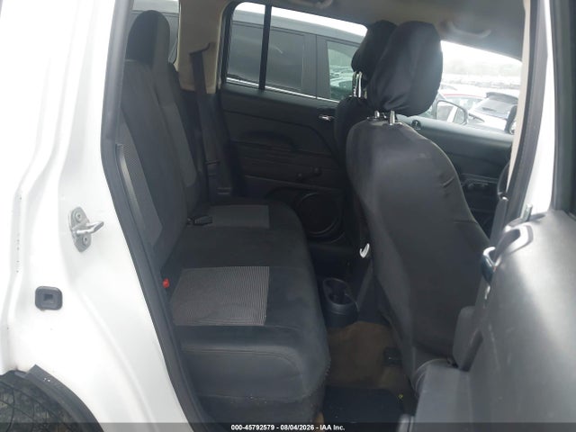 45792579 :رقم المزاد ، 1C4NJPBB9GD774390 vin ، 2016 Jeep Patriot Sport مزاد بيع