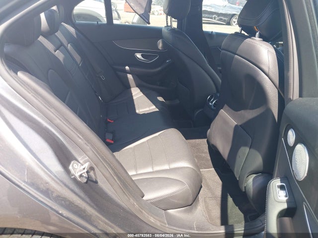 45792583 :رقم المزاد ، 55SWF8EB3KU284535 vin ، 2019 Mercedes-benz C 300 4matic مزاد بيع