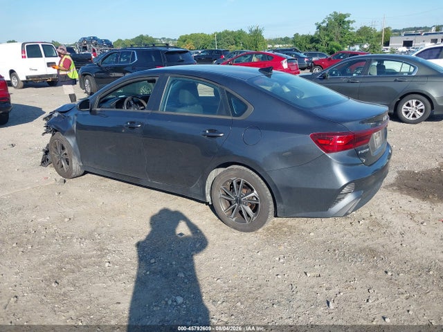 KIA Forte Lxs 2022 3KPF24AD2NE424484 Image 3