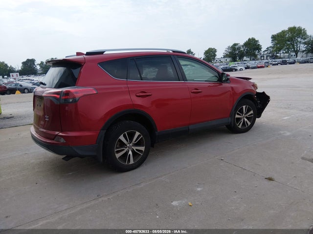 Toyota Rav4 Xle 2017 JTMRFREV3HJ111307 Image 4
