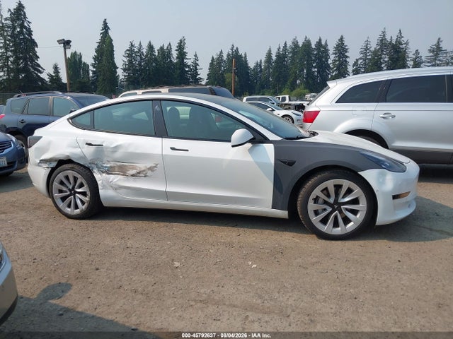 Tesla Model 3 Rear-wheel Drive 2022 5YJ3E1EA0NF190784 Image 13