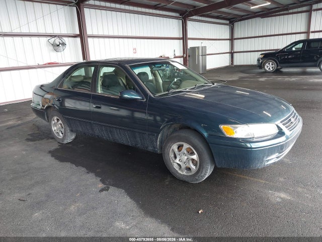 1998 Toyota Camry Le მანქანა იყიდება აუქციონზე, vin: 4T1BG28K6WU208838, აუქციონის ნომერი: 45792655