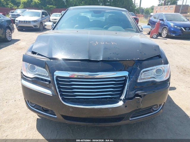 45792664 :رقم المزاد ، 2C3CA6CTXBH595185 vin ، 2011 Chrysler 300c مزاد بيع