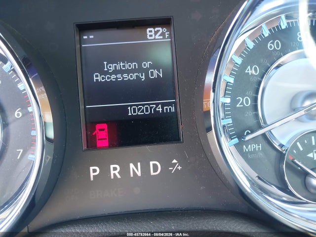 45792664 :رقم المزاد ، 2C3CA6CTXBH595185 vin ، 2011 Chrysler 300c مزاد بيع