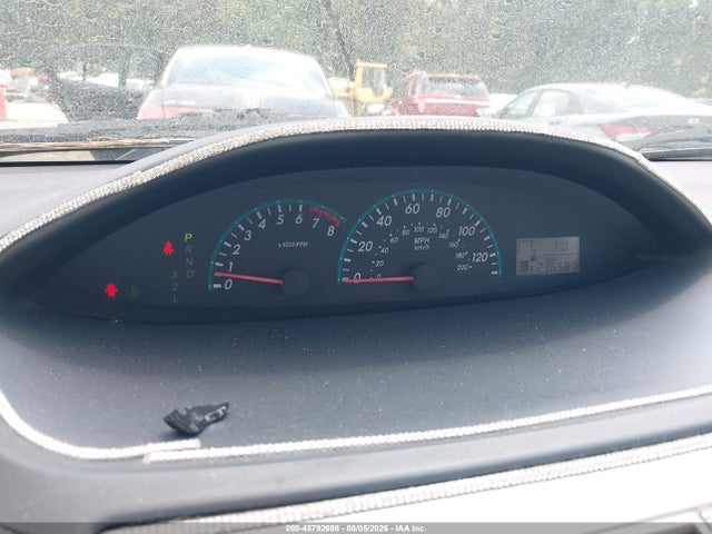 2010 Toyota Yaris მანქანა იყიდება აუქციონზე, vin: JTDBT4K39A1363942, აუქციონის ნომერი: 45792698