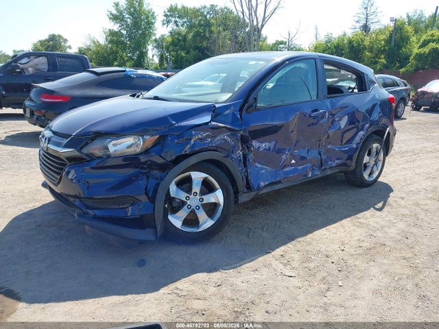2017 Honda Hr-v Lx მანქანა იყიდება აუქციონზე, vin: 3CZRU5H36HG701800, აუქციონის ნომერი: 45792703