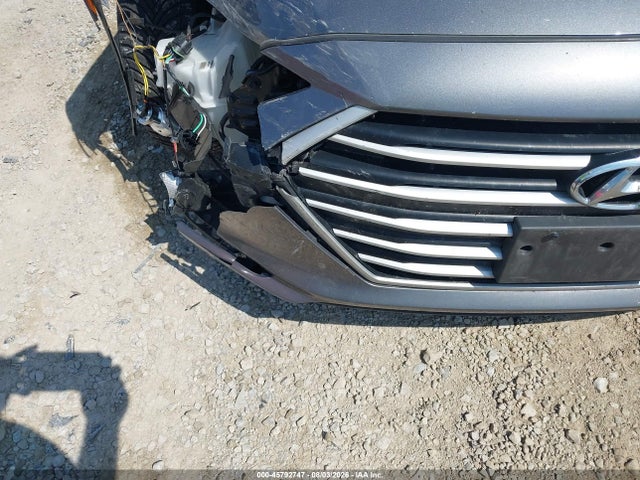 45792747 :رقم المزاد ، 5NPD84LF8JH386768 vin ، 2018 Hyundai Elantra Sel مزاد بيع