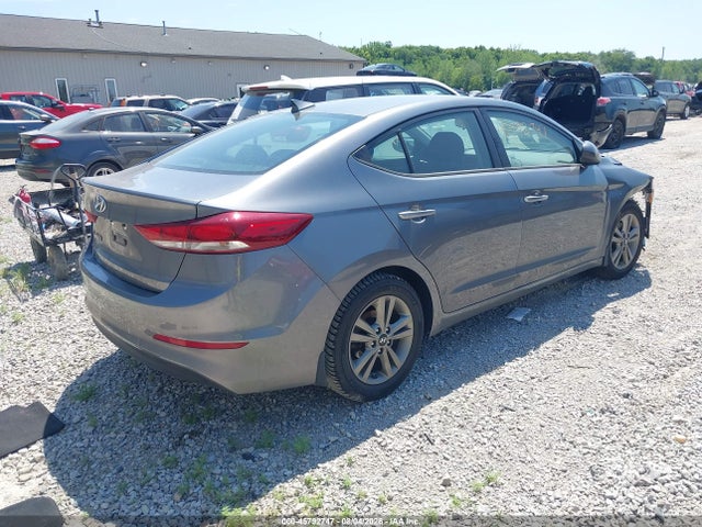 45792747 :رقم المزاد ، 5NPD84LF8JH386768 vin ، 2018 Hyundai Elantra Sel مزاد بيع