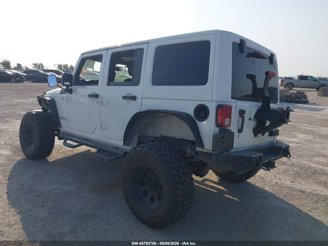 45792758 :رقم المزاد ، 1J4HA3H17BL528662 vin ، 2011 Jeep Wrangler Unlimited Sport مزاد بيع