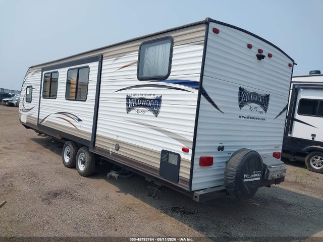 Wildwood Other 2018 4X4TWDD24J7358235 Image 3