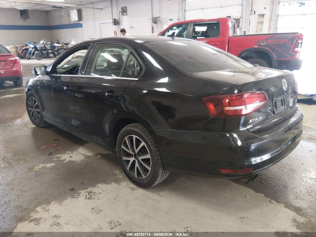 2017 Volkswagen Jetta 1.4t Se მანქანა იყიდება აუქციონზე, vin: 3VWDB7AJ9HM275223, აუქციონის ნომერი: 45792774