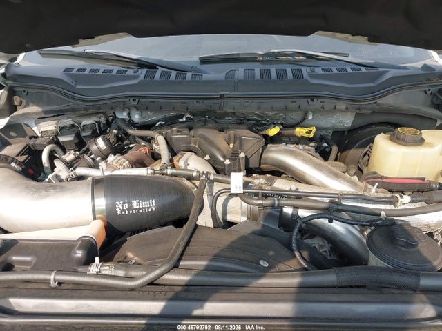 45792792 :رقم المزاد ، 1FT8W3BT2JEC34624 vin ، 2018 Ford F-350 Lariat مزاد بيع