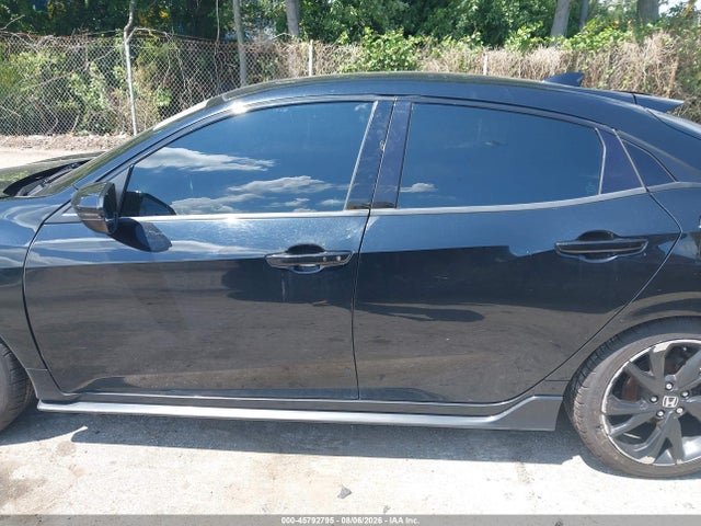 45792795 :رقم المزاد ، SHHFK7H9XHU418576 vin ، 2017 Honda Civic Sport Touring مزاد بيع