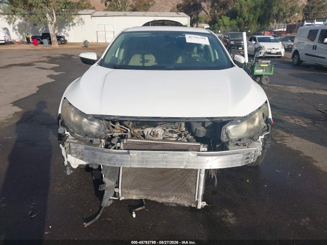 Honda Civic Lx 2018 2HGFC2F54JH536478 Image 14