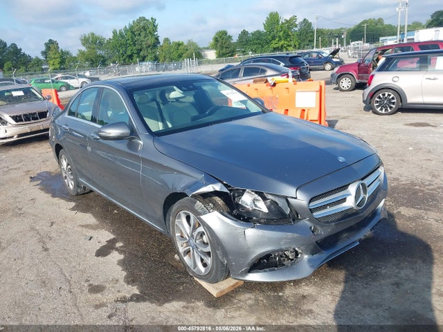 Продаж на аукціоні авто 2017 Mercedes-benz C 300 4matic, vin: 55SWF4KB2HU198266, номер лоту: 45792816