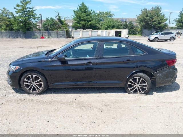 Продажа на аукционе авто 2022 Volkswagen Jetta 1.5t Sport, vin: 3VWBM7BU3NM026650, номер лота: 45792888