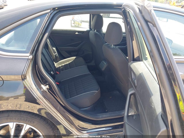 Продажа на аукционе авто 2022 Volkswagen Jetta 1.5t Sport, vin: 3VWBM7BU3NM026650, номер лота: 45792888