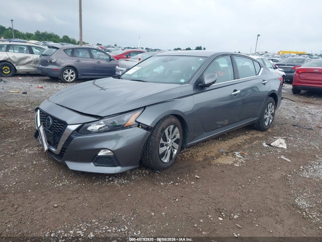 45792920 :رقم المزاد ، 1N4BL4BVXNN332074 vin ، 2022 Nissan Altima S Fwd مزاد بيع