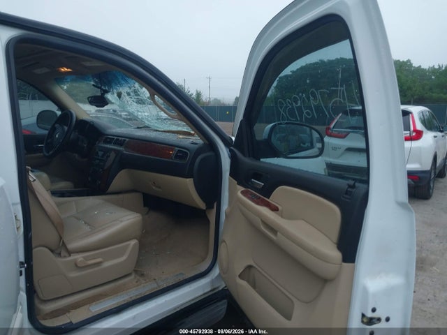 Продаж на аукціоні авто 2007 Chevrolet Suburban Lt, vin: 1GNFK16307J223808, номер лоту: 45792938